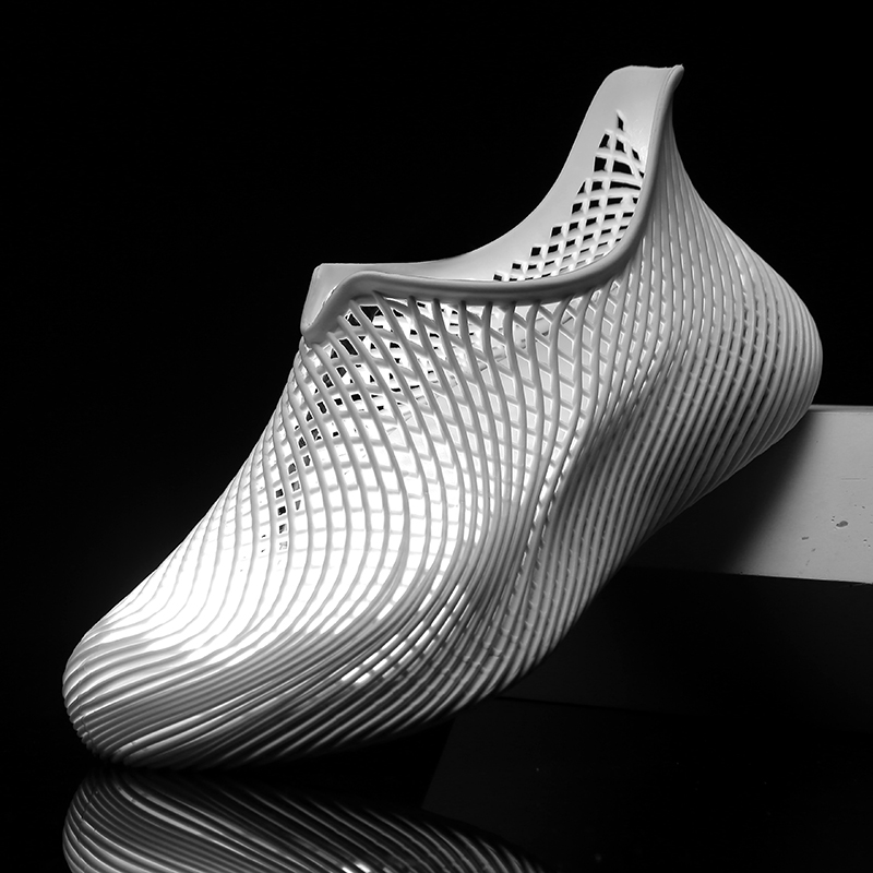3D Printing Outsole - 3Dプリント製アウトドアレジャーシューズ 通気性抜群 夏用 中空蜂の巣デザイン ビーチカジュアルシューズ スポーティなラバーアウトソール