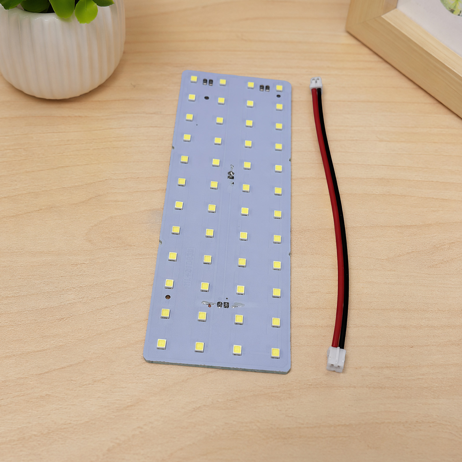 Bambu Lab製3Dプリントレリーフライトパネル、USB - 3D Printing Model Free のレビューと価格